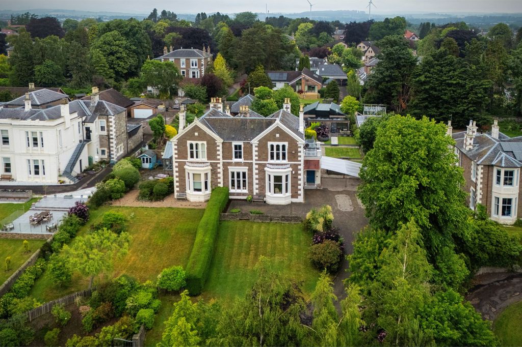 Property photo 1 of 41 External Drone
