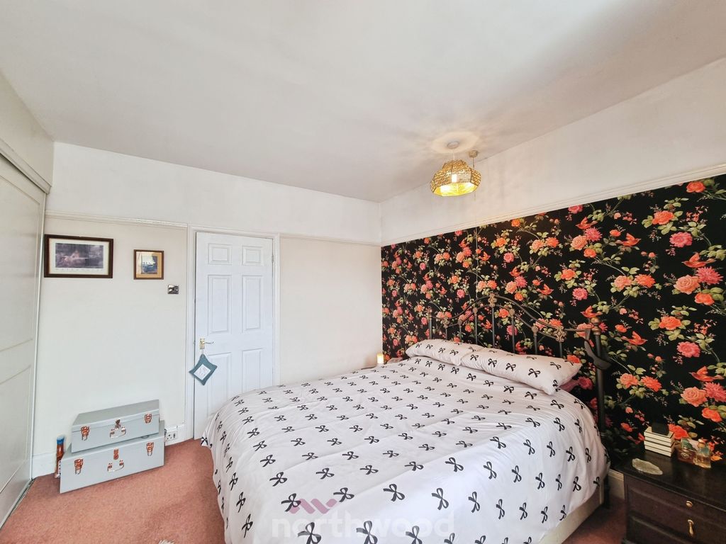 Property photo 1 of 29