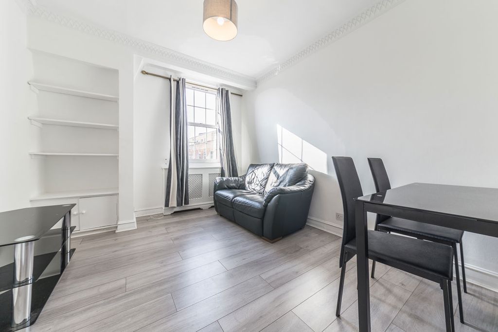 Property photo 2 of 7