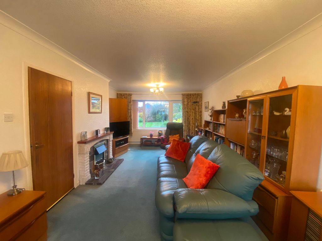 Property photo 2 of 21