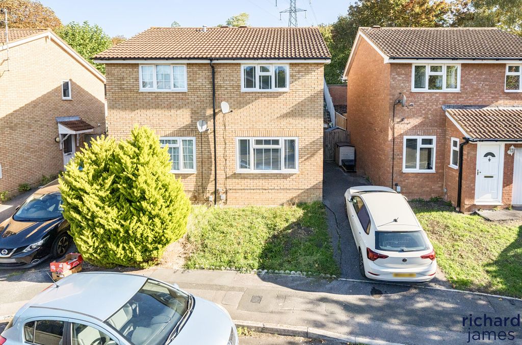 Property photo 1 of 10 Ae91B9Bbbf3c4908B6E5409Cf34290B5