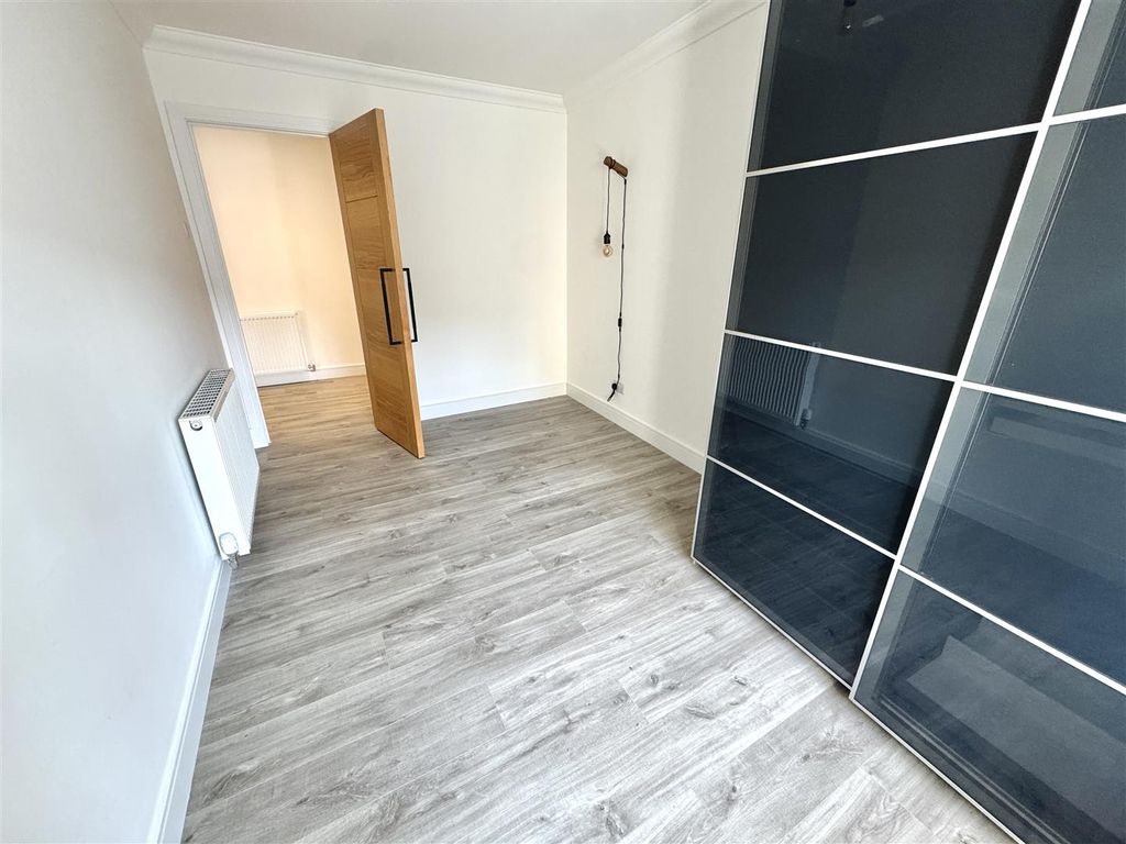 Additional image 14 of 2 bed flat to rentWide Close, Lanark ML11