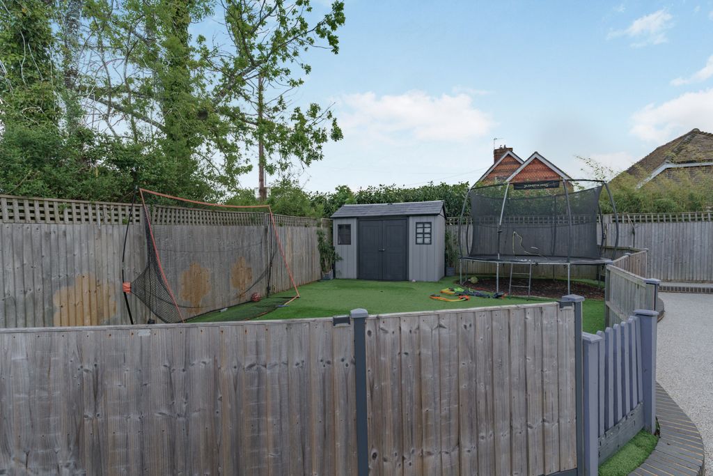 Additional image 15 of Land for saleDunsfold Road, Cranleigh GU6