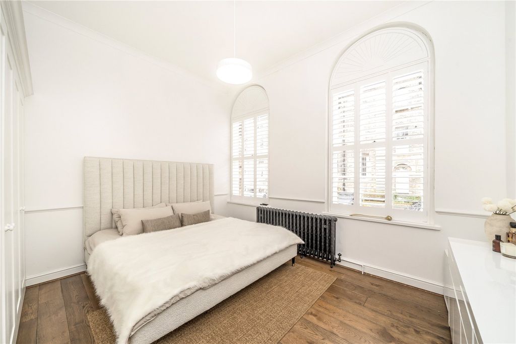 Property photo 3 of 6 Picture No. 04