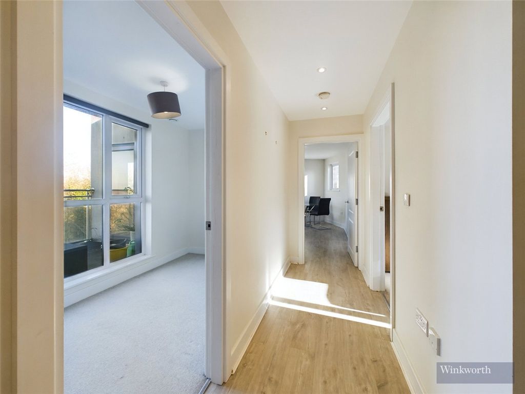 Property photo 3 of 9 Picture No. 06