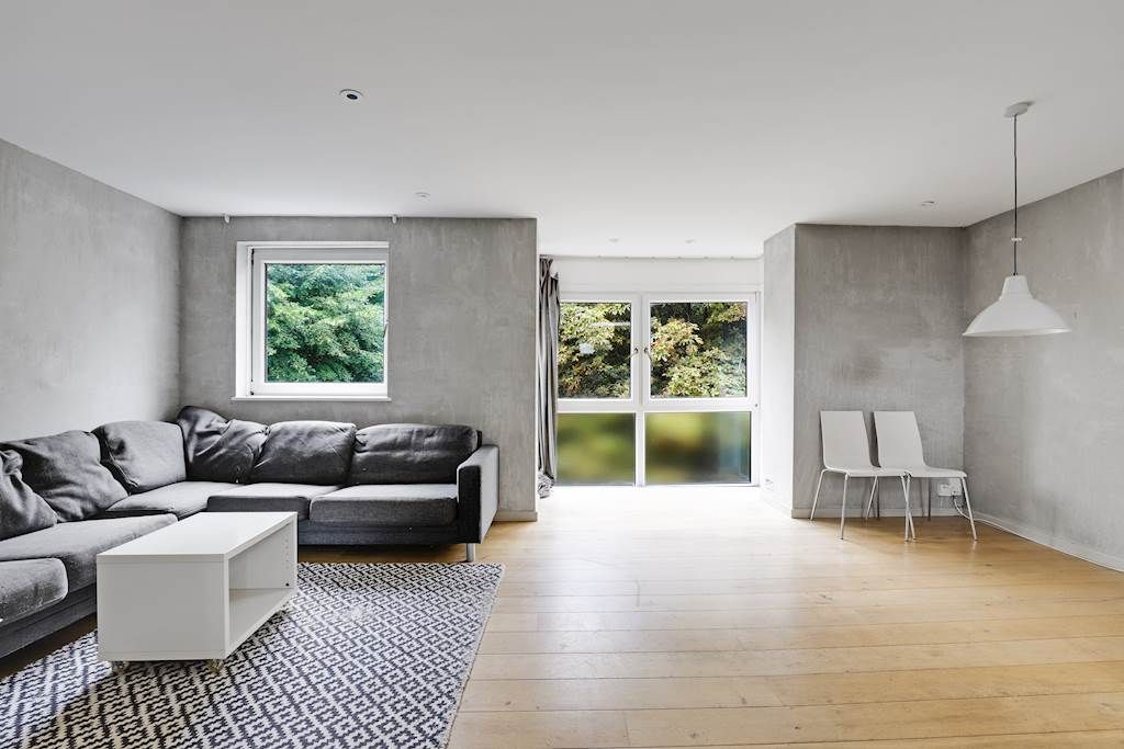 Property photo 3 of 15 11-Fb4Ejhhgll - Flat 5, 72 Auckland Road - 31-Smal