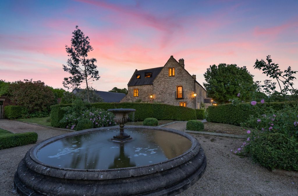Additional image 11 of 9 bed country house for saleRoemead Road, Wells BA5
