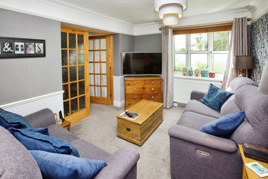 Property photo 2 of 12 Photography