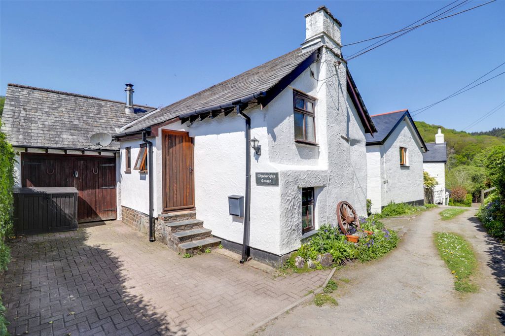 Property photo 1 of 16 Picture No. 12