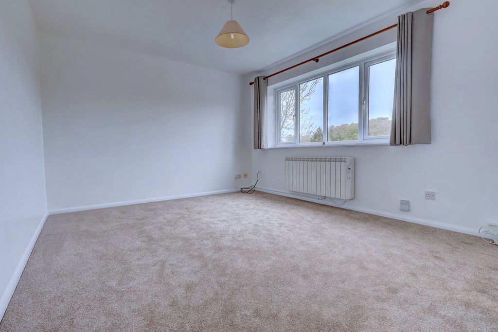 Property photo 2 of 10 Picture No. 16