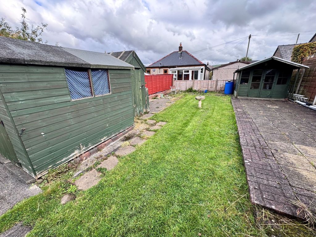 Property photo 2 of 24