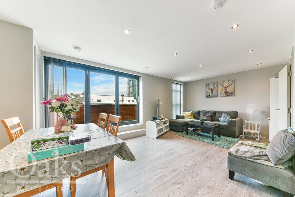 Property photo 1 of 8 Reception / Dining R