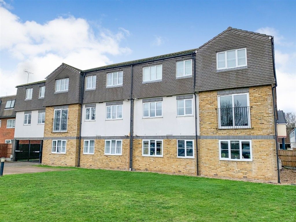 Property photo 3 of 10