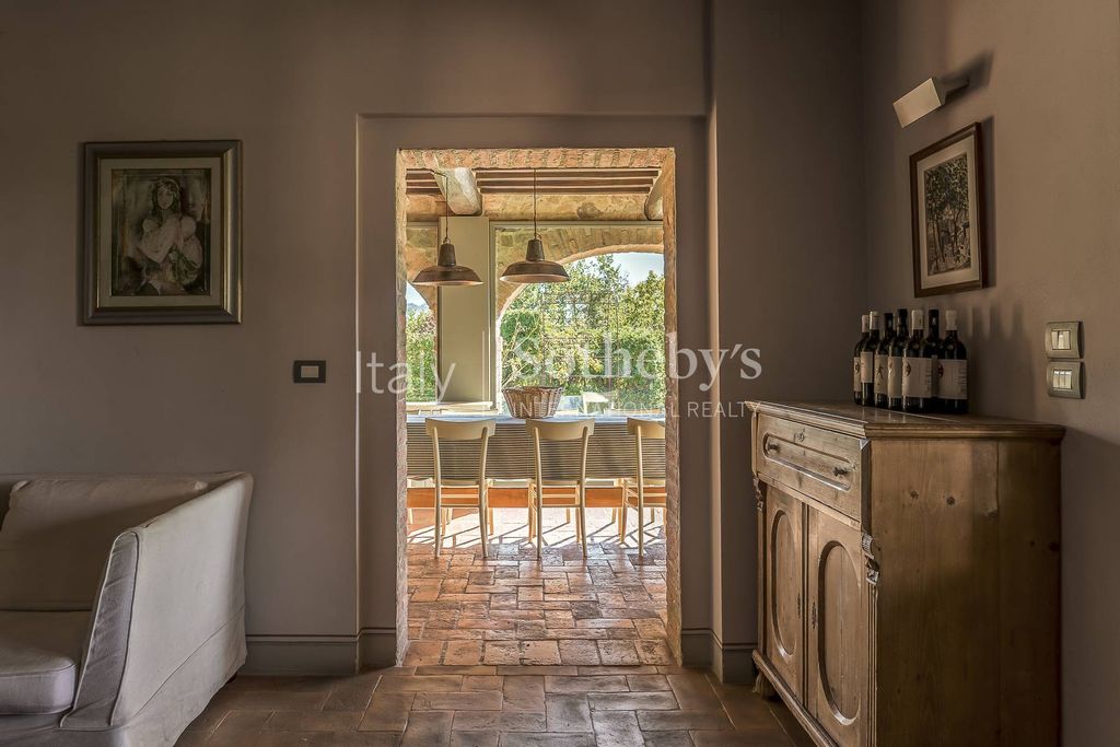 Property photo 3 of 51