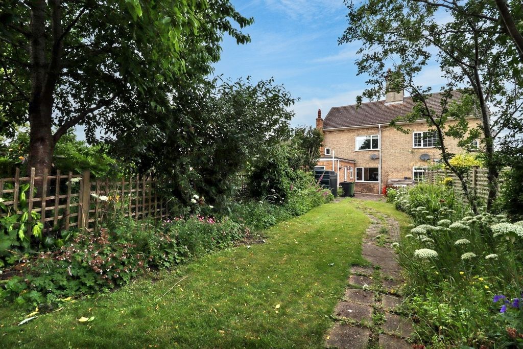 Property photo 1 of 20 4247671