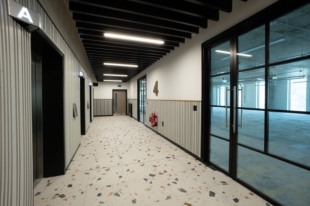 Property photo 2 of 13 L1000547.Jpg