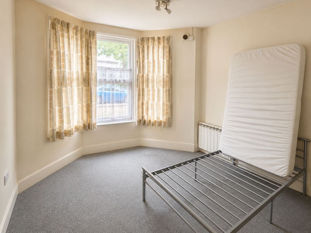 Property photo 2 of 4