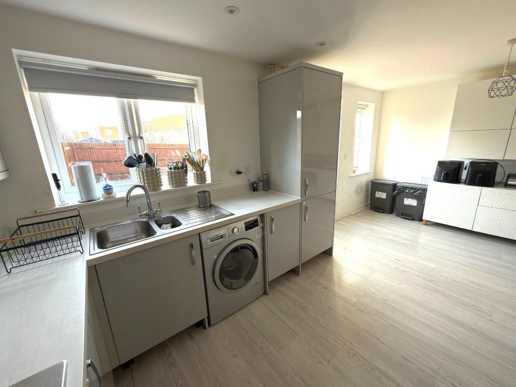 Property photo 2 of 11 Photo 2