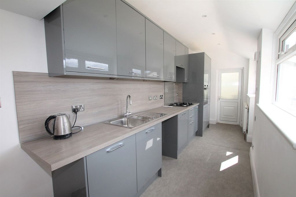 Property photo 1 of 17 Kitchen (Email)