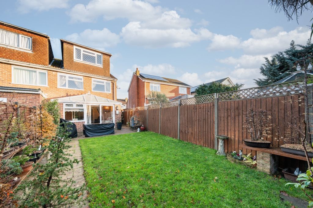 Property photo 3 of 11 4725673