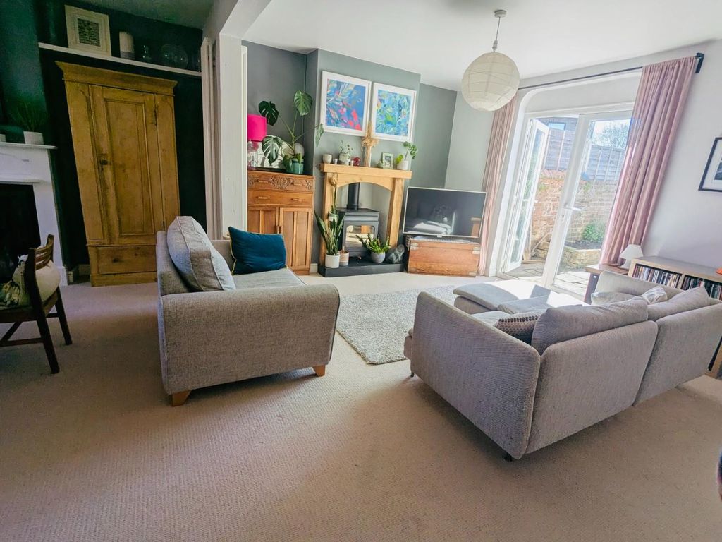 Property photo 3 of 25 Cf3E7A88-6575-4c48-A925-F07553Adb74A.Jpeg