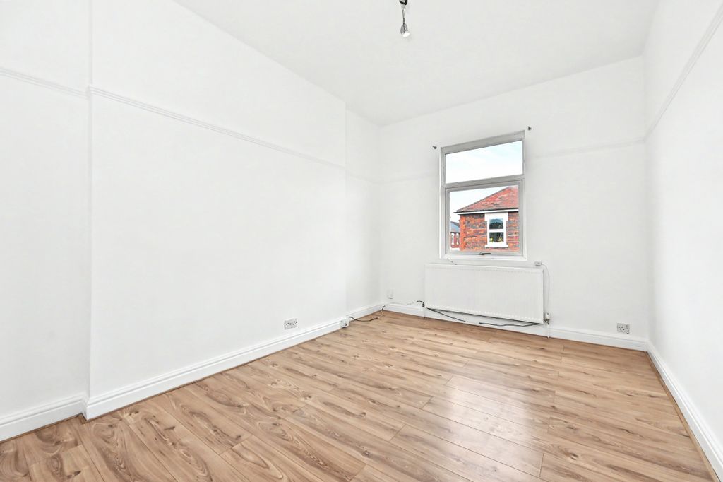 Property photo 3 of 7 Rhm_6395