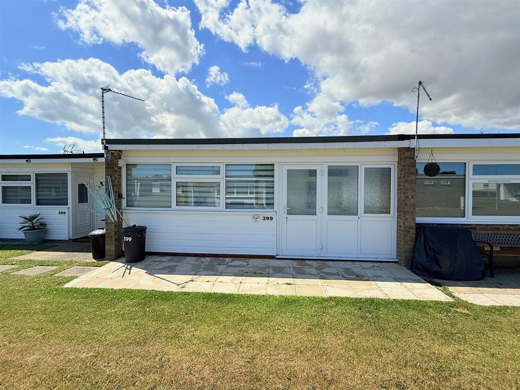 Property photo 1 of 8 Front.Jpg