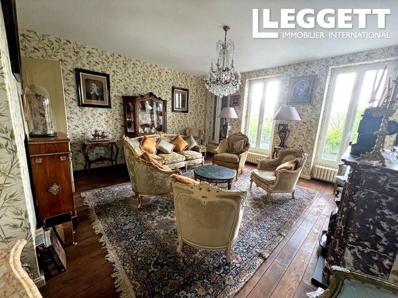 Property photo 1 of 10