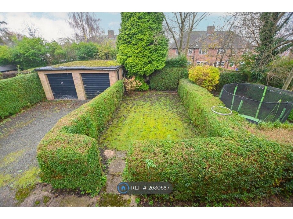 Property photo 2 of 9 Garden
