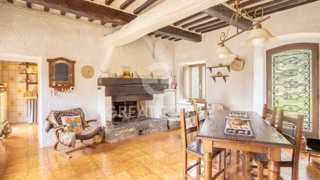 Property photo 2 of 45 Interiors