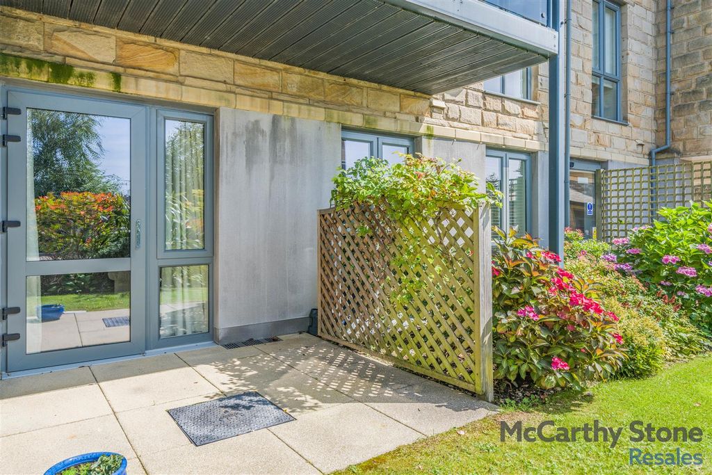 Property photo 1 of 33 8658031-Exterior03.Jpg