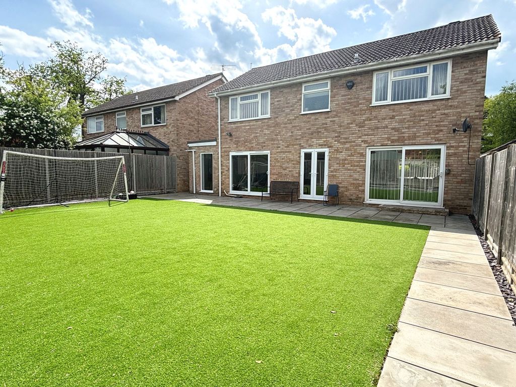 Property photo 3 of 22