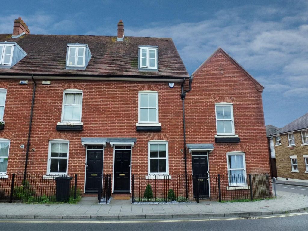 Property photo 2 of 12 Picture 2