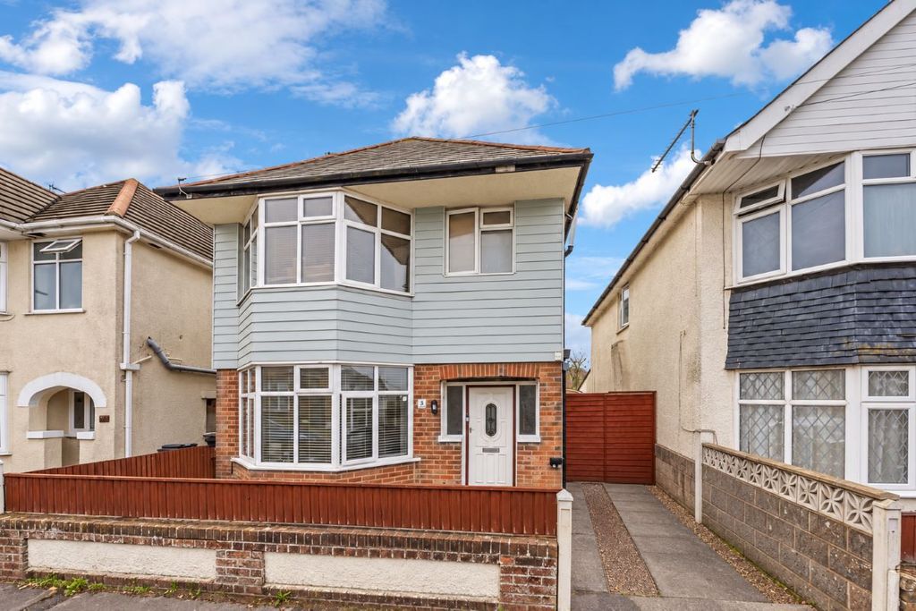 Property photo 1 of 14