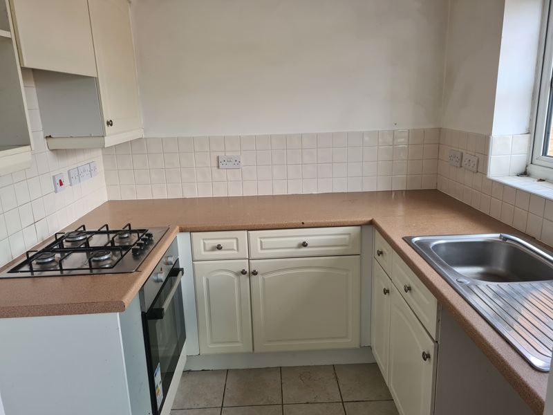 Property photo 2 of 11 Photo 3