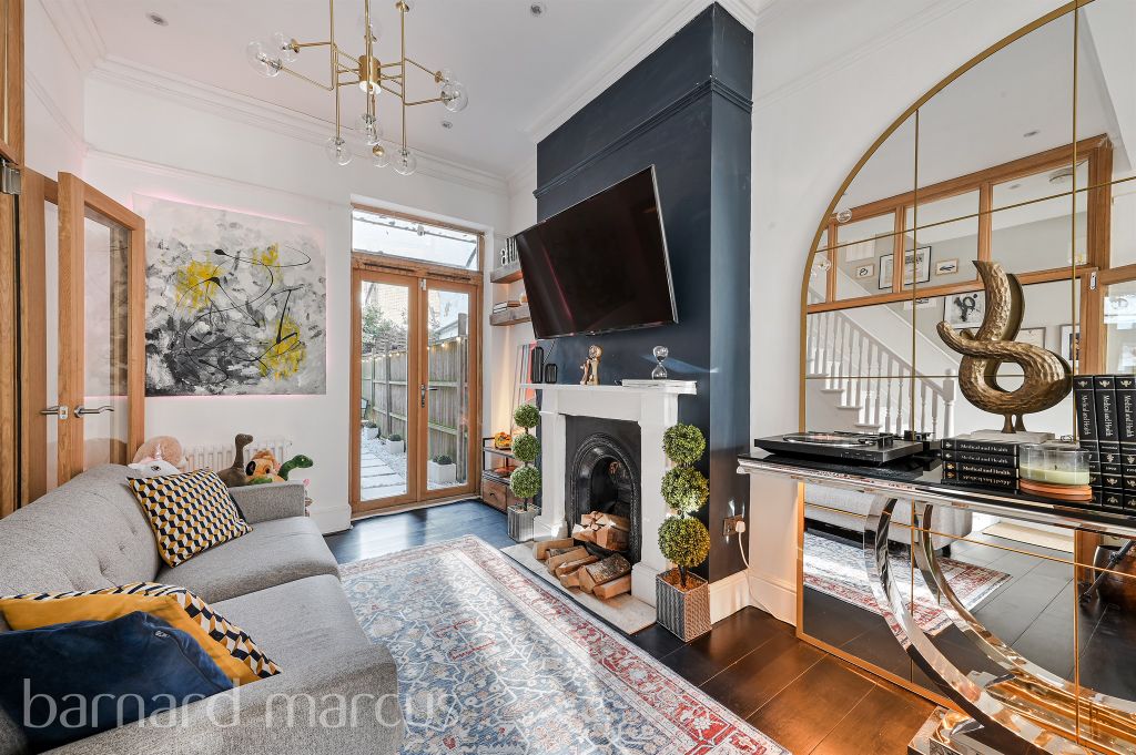 Property photo 1 of 21