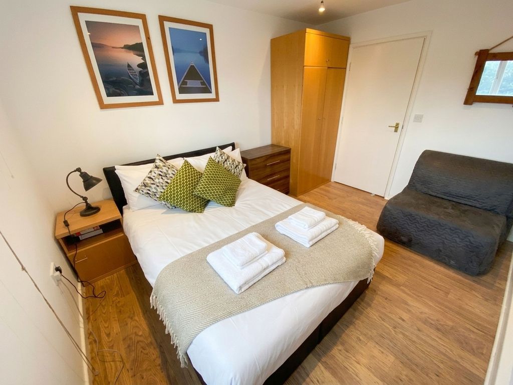 Property photo 3 of 6