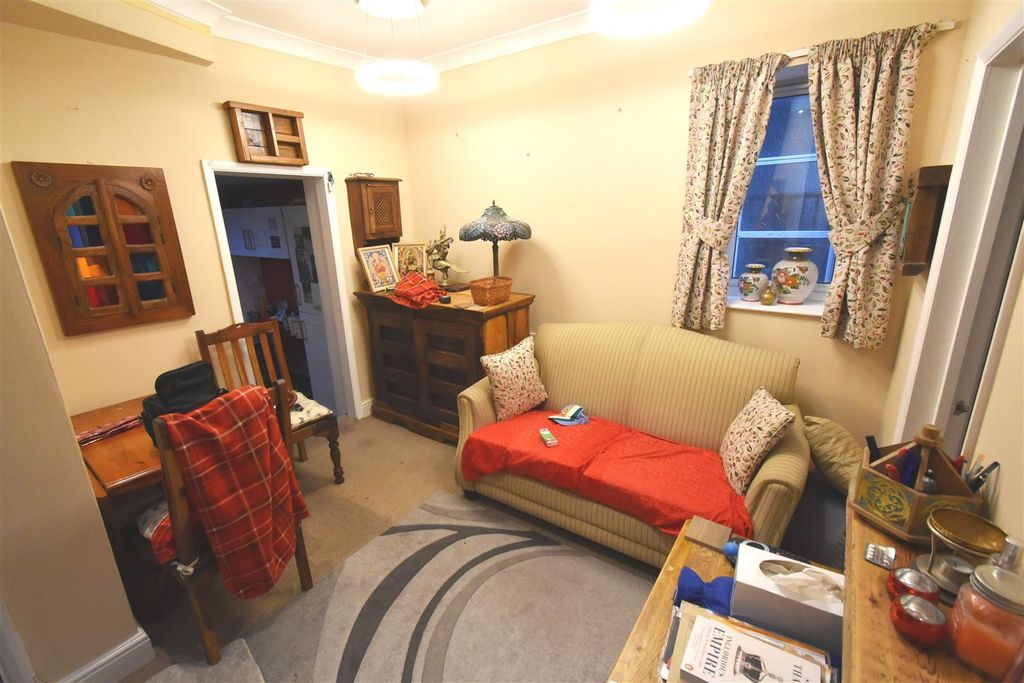 Property photo 1 of 1