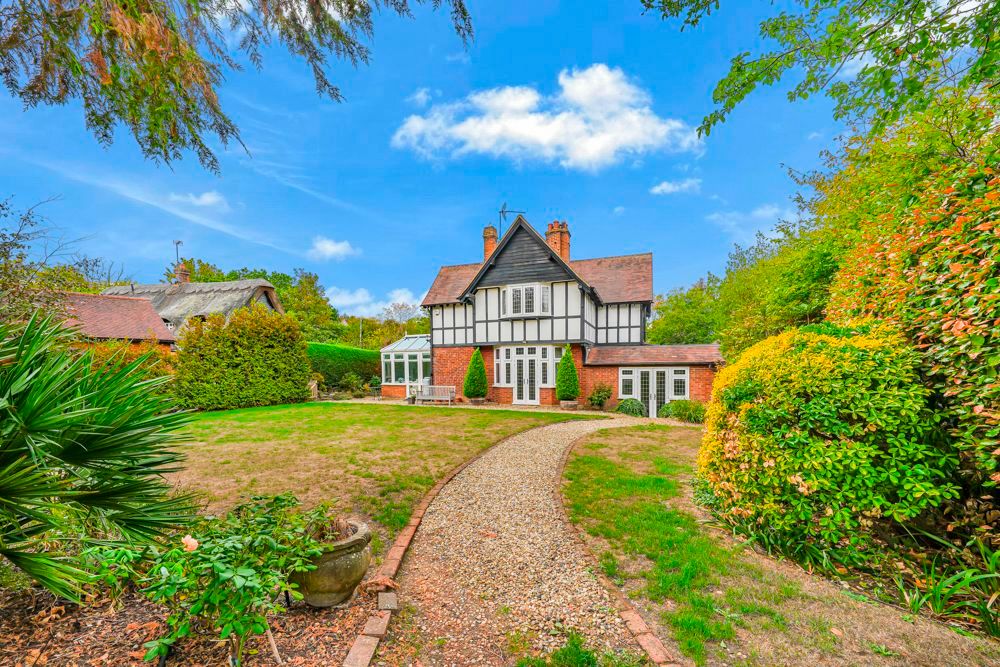 Property photo 2 of 46