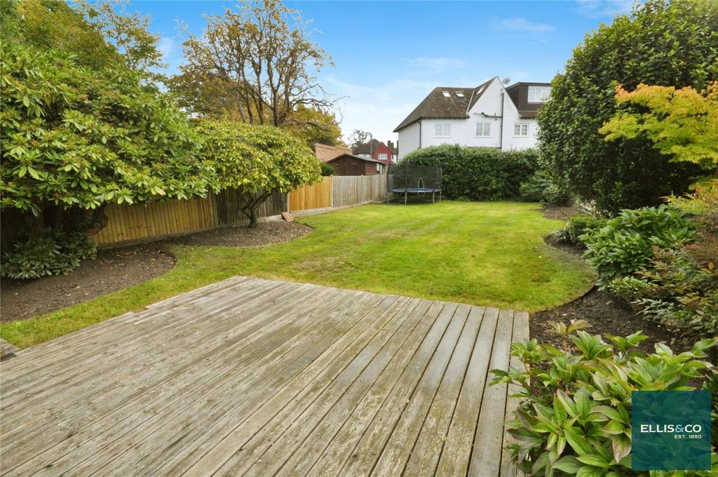 Property photo 3 of 16 Picture No. 10