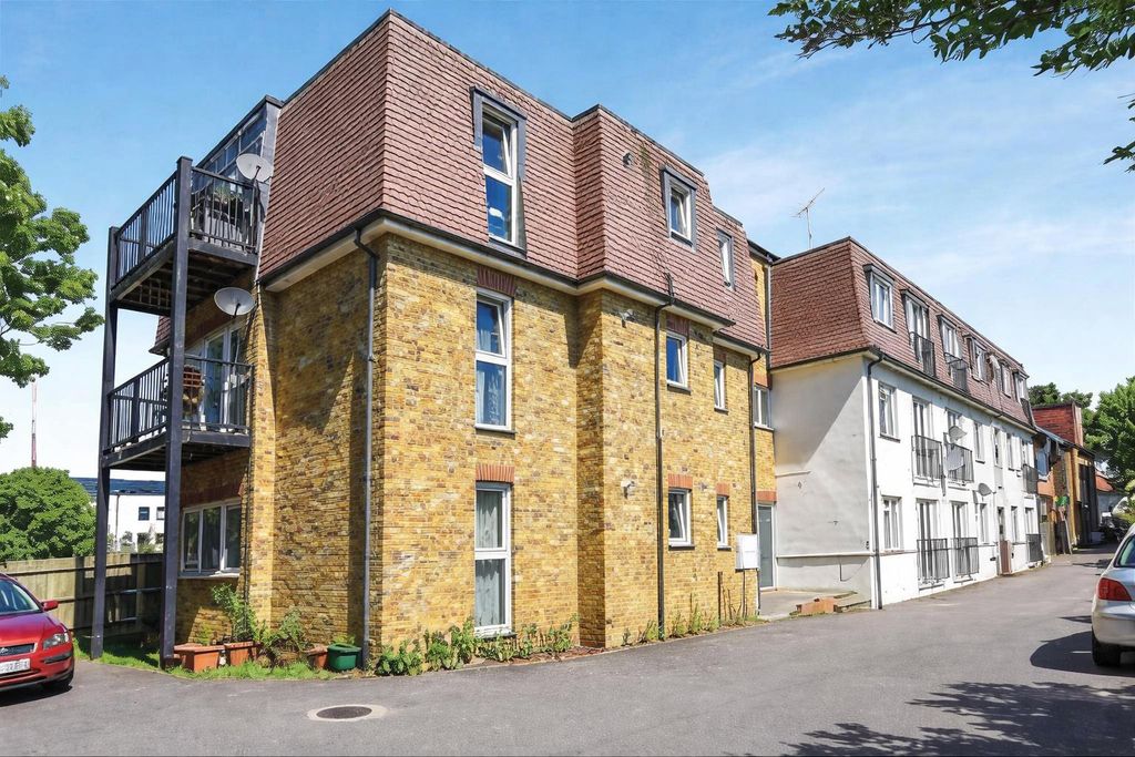 Property photo 1 of 1 Chatgpt Image Mar 30, 2026, 04_00_47 Pm.Png