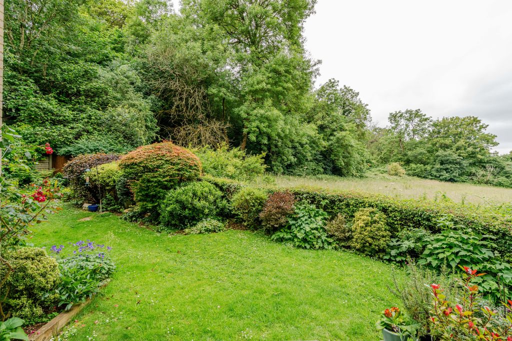 Property photo 3 of 17 12