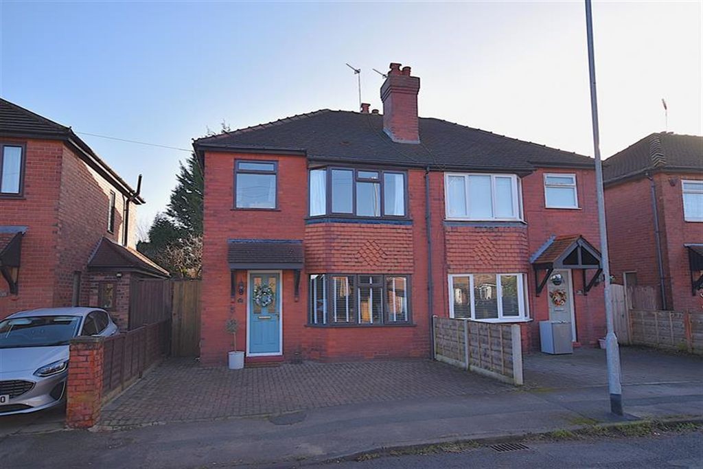 Property photo 1 of 15 (Main)