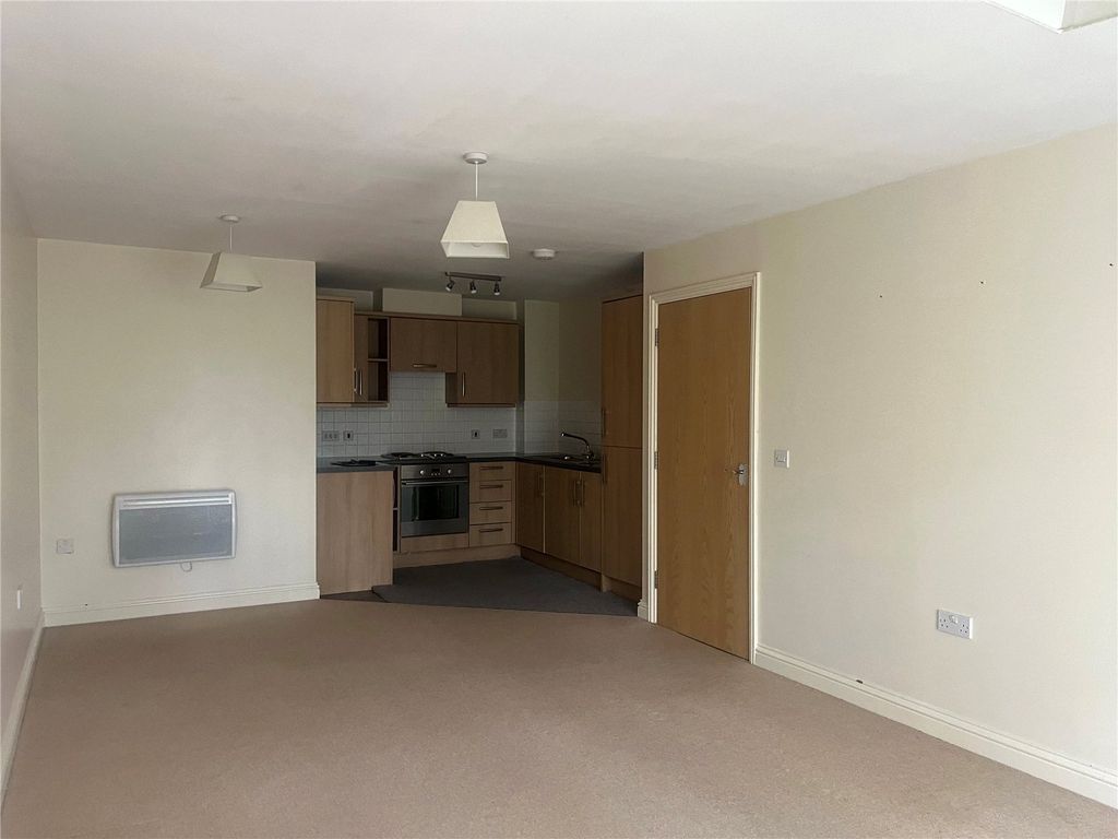 Property photo 3 of 17 Picture No. 08
