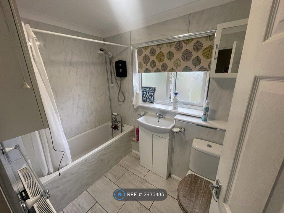 Property photo 3 of 4