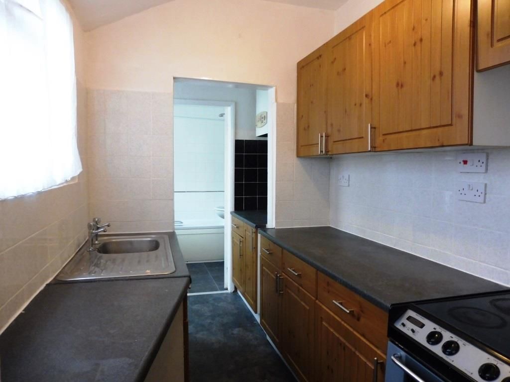 Property photo 1 of 12 Kitchen