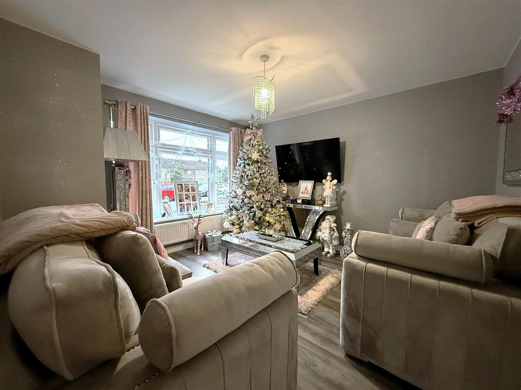 Property photo 2 of 12 Img_6222.Jpg