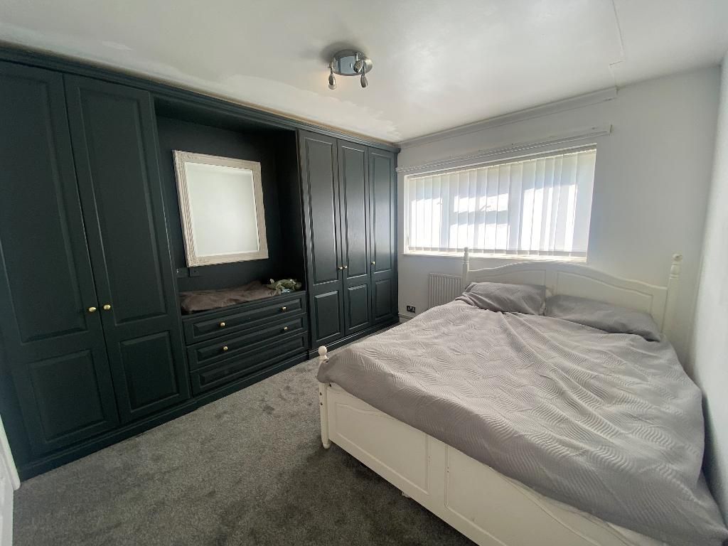 Property photo 3 of 6 Bedroom