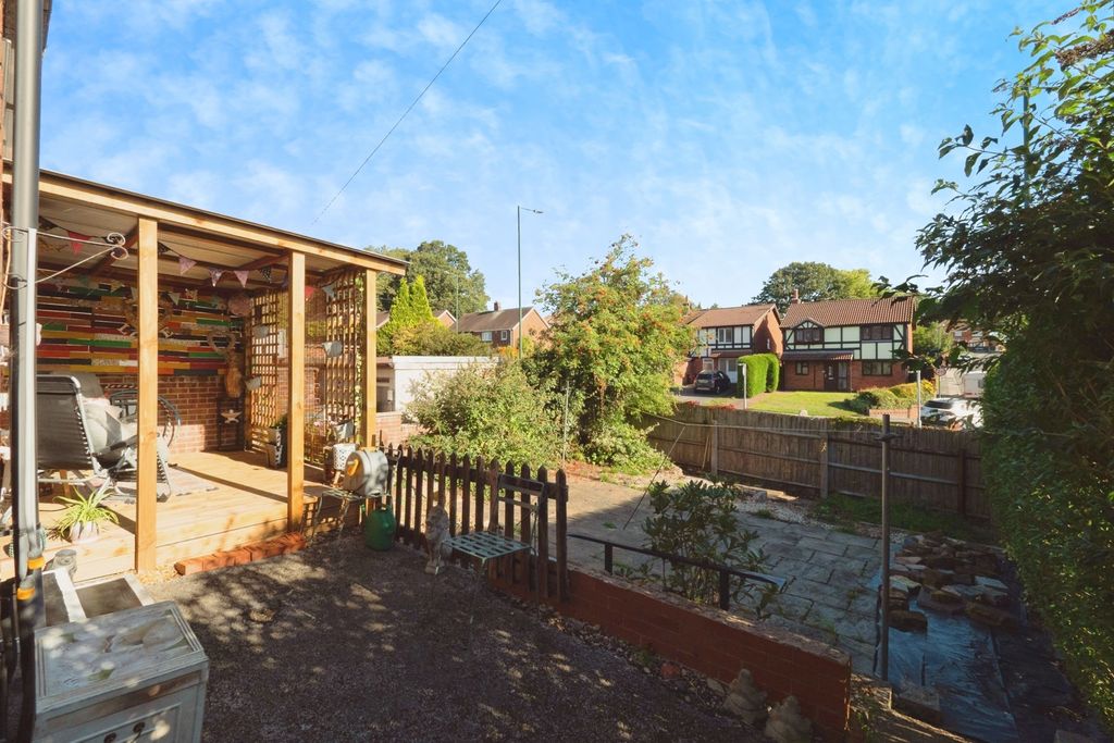 Property photo 2 of 17 Photo