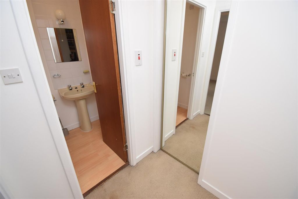 Property photo 3 of 12 Inner Hall.Jpg